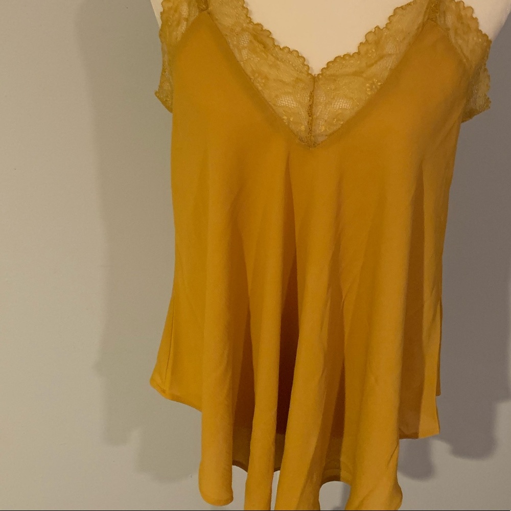 Mustard medium tank